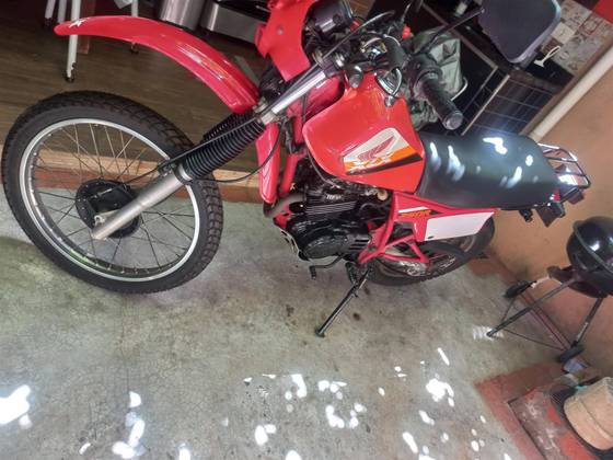 HONDA XLX 250R HONDA XLX 250R